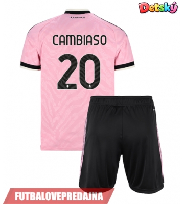 Lacne Dětský Futbalové dres Juventus Andrea Cambiaso #20 2026-27 Krátky Rukáv - Preč (+ trenírky)